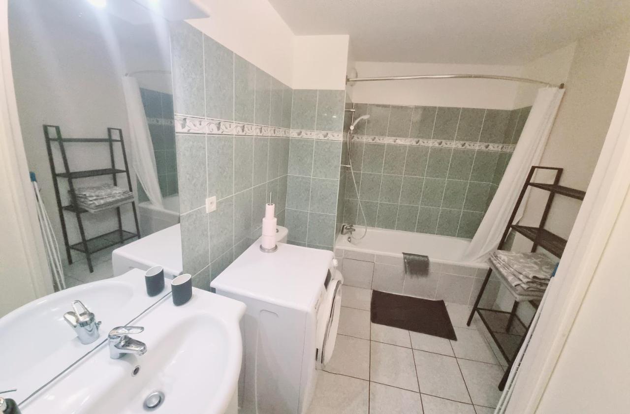 Beaune Appartement Avec Parking Et Wifi Gratuit Exterior foto